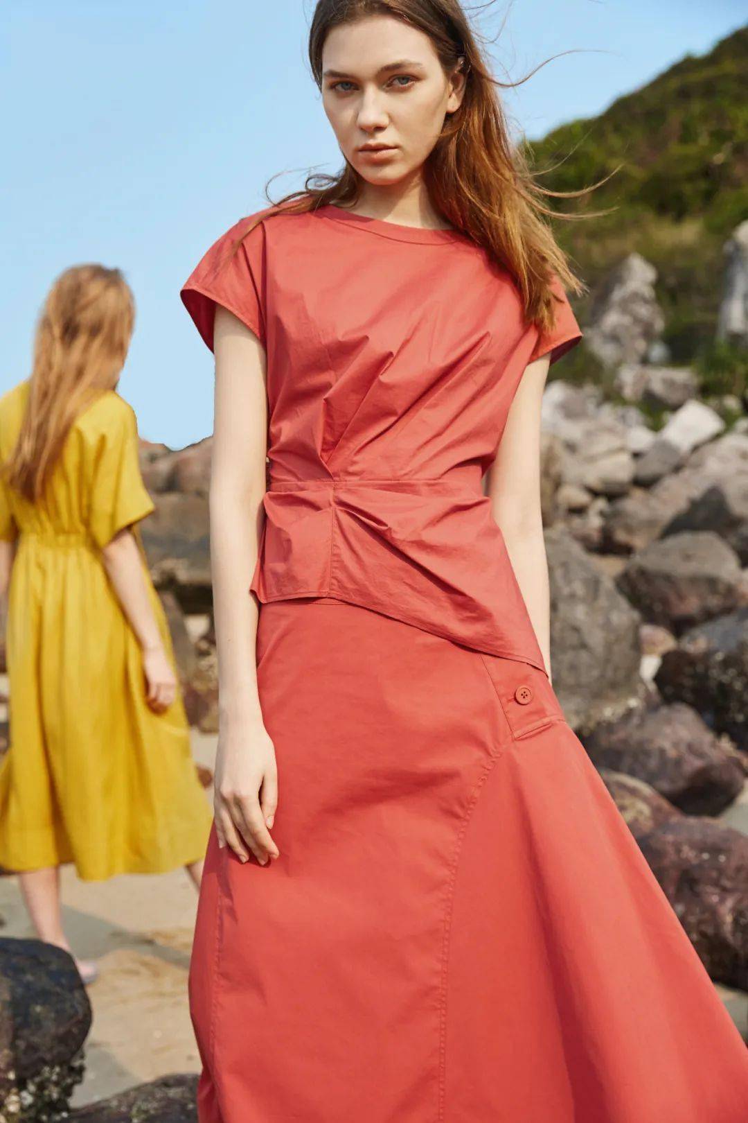 庆祝服饰玛塞莉藏在色彩里的斑斓夏日