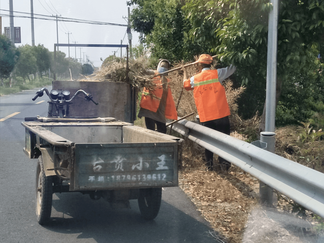 此次清理,使马舍村整体达到道路清,田间清,河坡清,坝口清的效果.