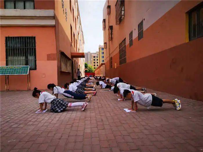 邯山区桃源小学图片