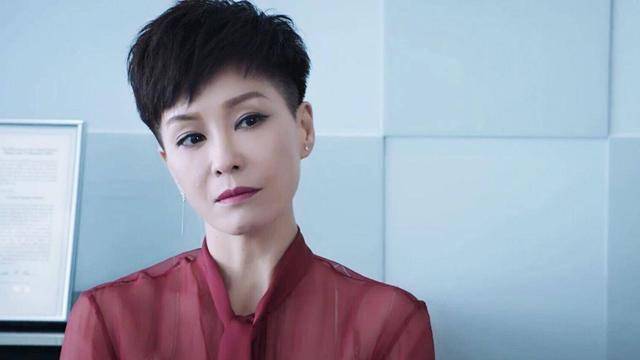 敢说伍姑娘曝前辈玩迟到恶行,网友猜测是江华,得到其亲自回应