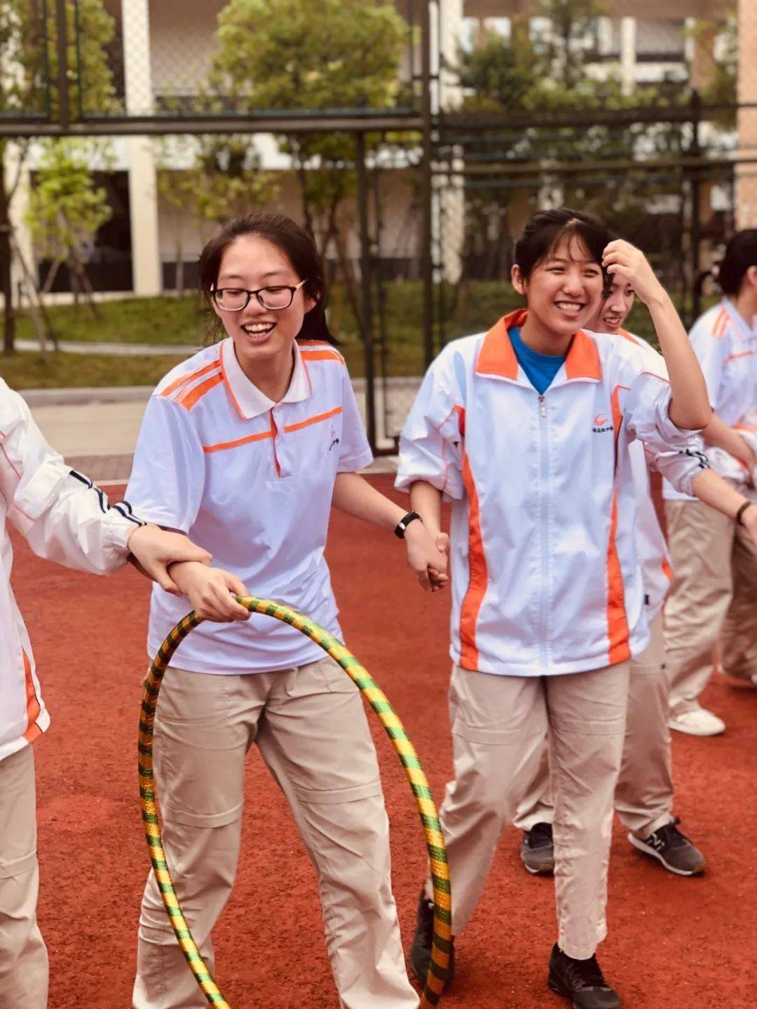 资讯热爱生活欢乐青春