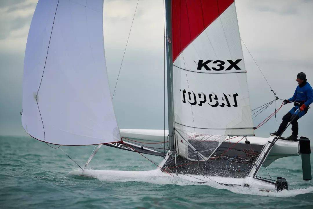 世界运动型双体帆船高端品牌德国topcat18英尺k1三条促销价格40万元