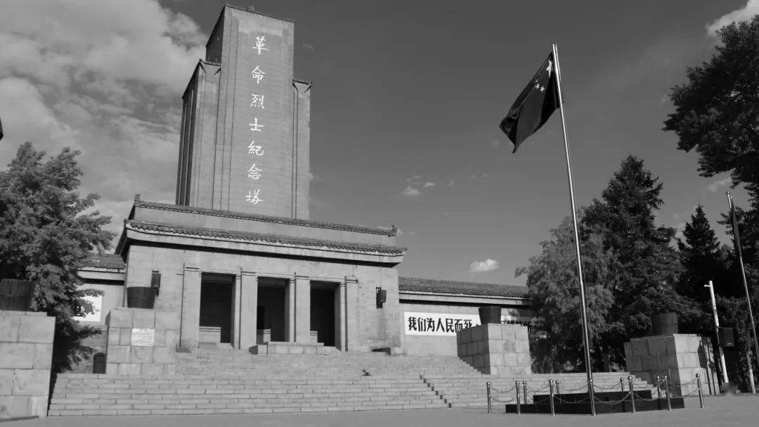 线上互动点亮张家口之察哈尔烈士陵园