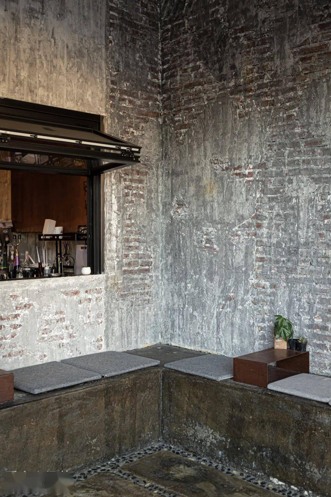 【水泥风】咖啡店,副业收藏豪车