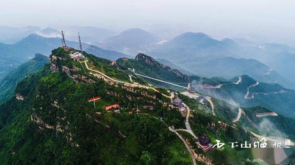 旅游图说驻马店云雾缭绕老乐山如在仙境