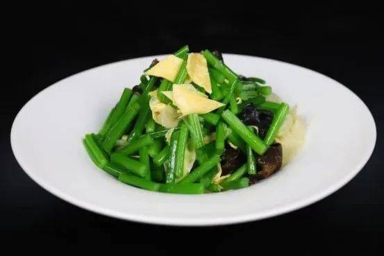 【出锅】好看好吃又好学,周周来盘健康菜!_鲍芹