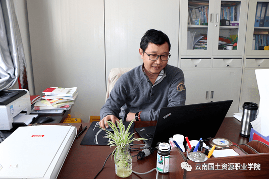 名师风采省级教学名师郑毅教授