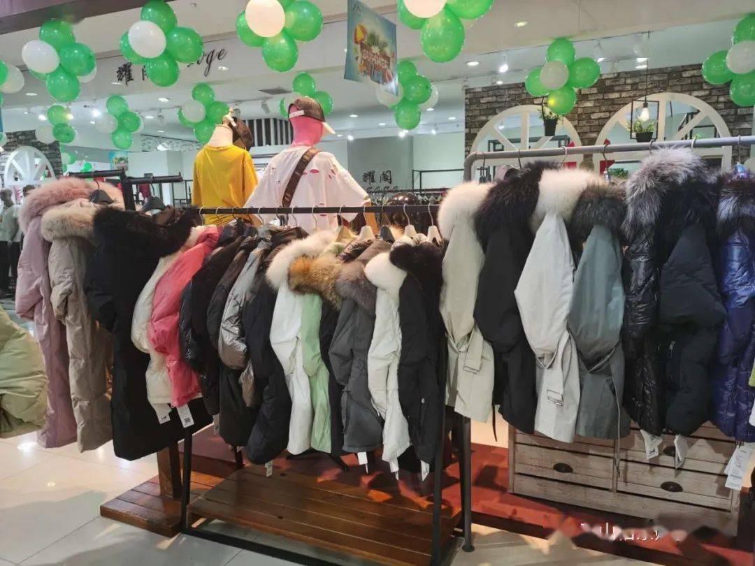 柏东三层【拓谷】全场工厂直销价!反季羽绒服清仓!0利润回馈新老顾客!
