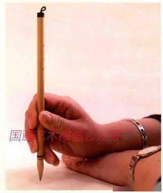 国画基础:握笔,运笔与笔法