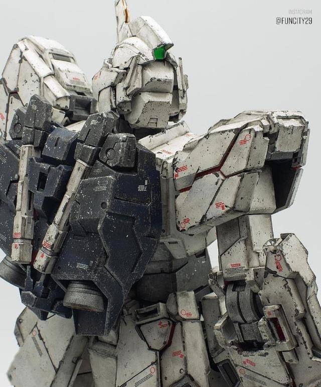 旧化涂装pg独角兽高达模型