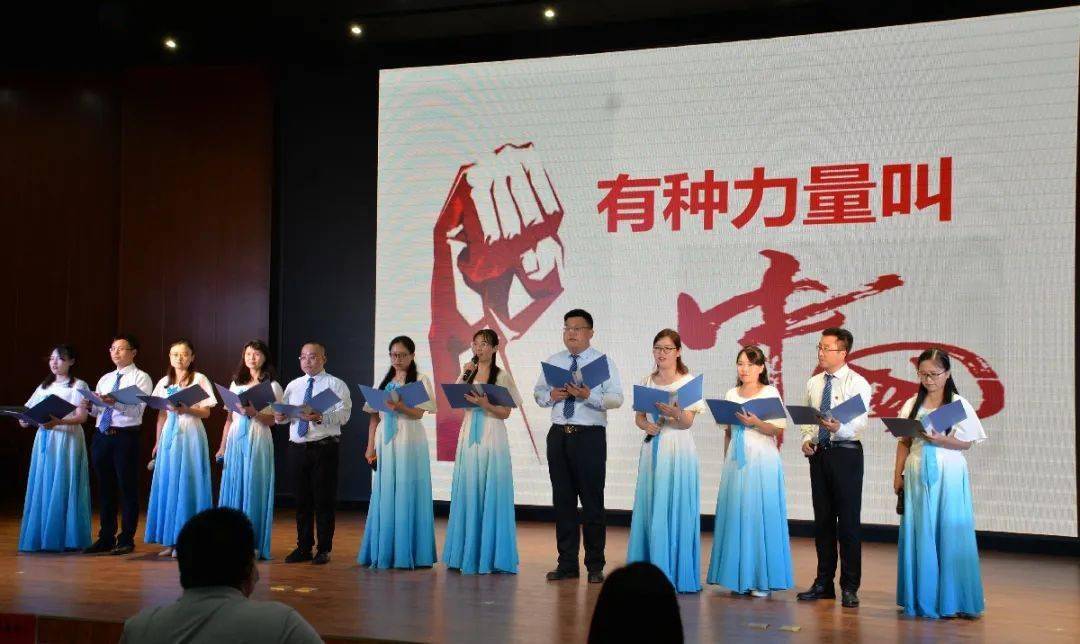 《我看见,春暖花开》《国之强盛,民之大幸》《中国力量》《我骄傲,我