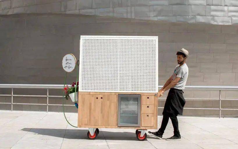 「地摊经济」来了,这些创意十足的摊位设计让城市更有现代人间烟火气