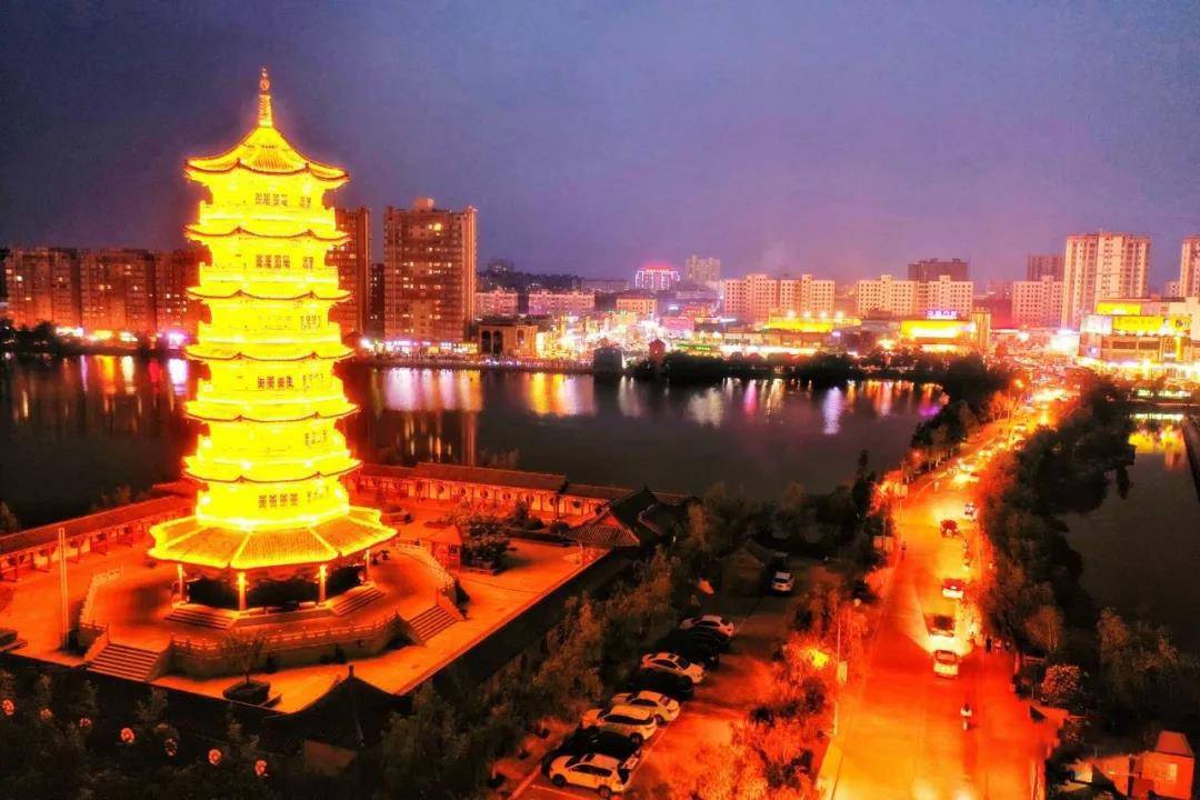 始建于春秋时期1200多年树龄的柘树,位于柘城县板曾口村俯瞰板曾口村