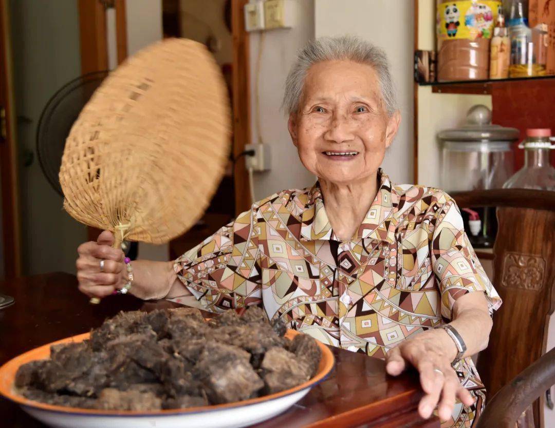 闽南人的酷暑离不开这股淡淡的青草香