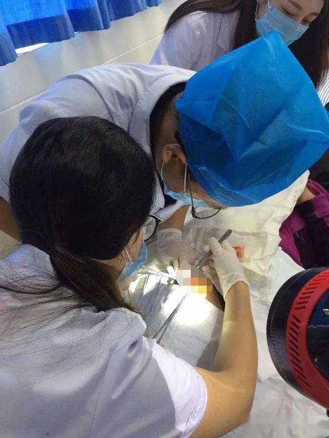 "你这些不适,都不是这些器官病变引起的,而是免疫系统出了问题.