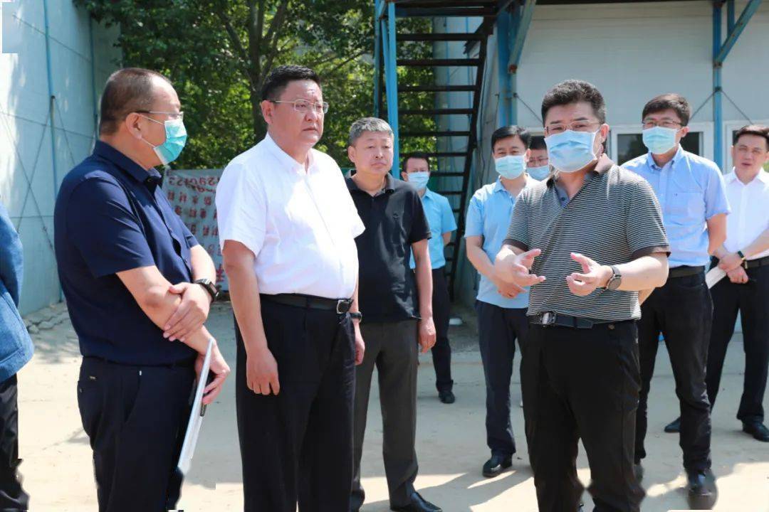 香坊区委区政府主要领导深入项目现场实地调研棚改项目工作进展情况
