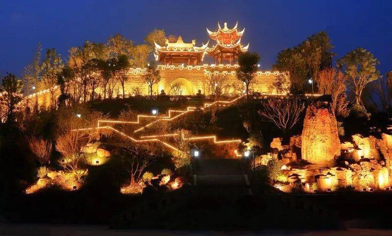 【威远关注】狮子山下有一个地方,高大上,还免费