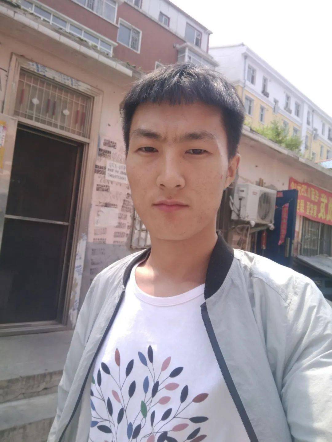 杨冬雪---华侨大学李佳---北京工业大学高伟奇---山东大学■■■■吉