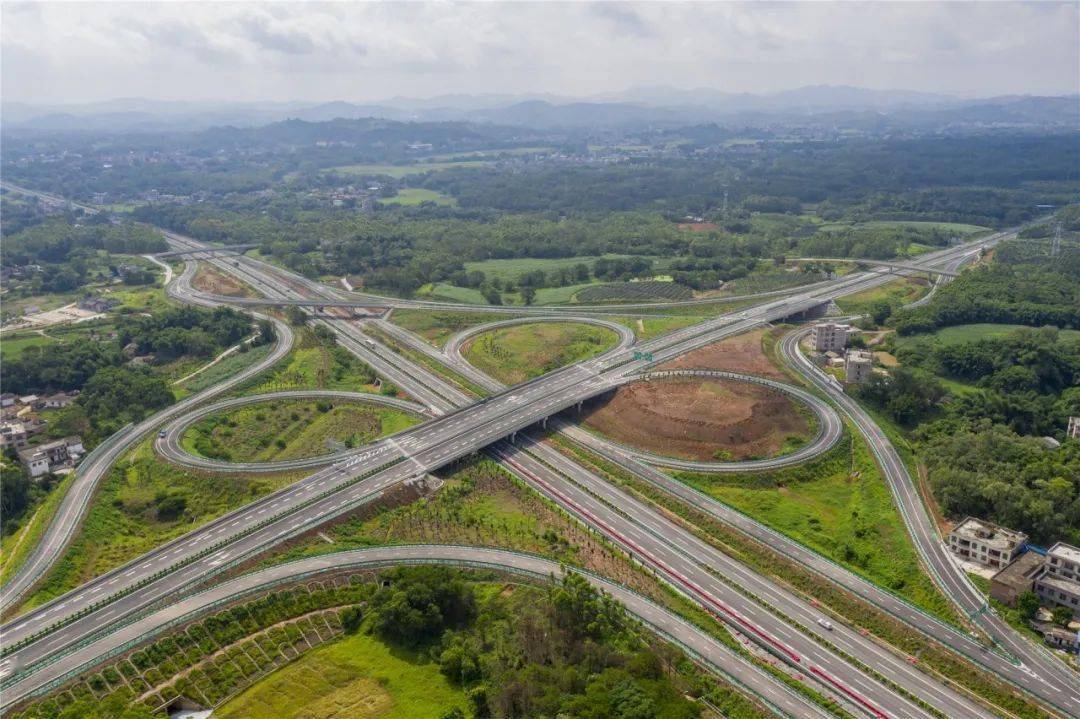 震撼!vr全景带你看玉湛高速(广西段),沿途风光太美了