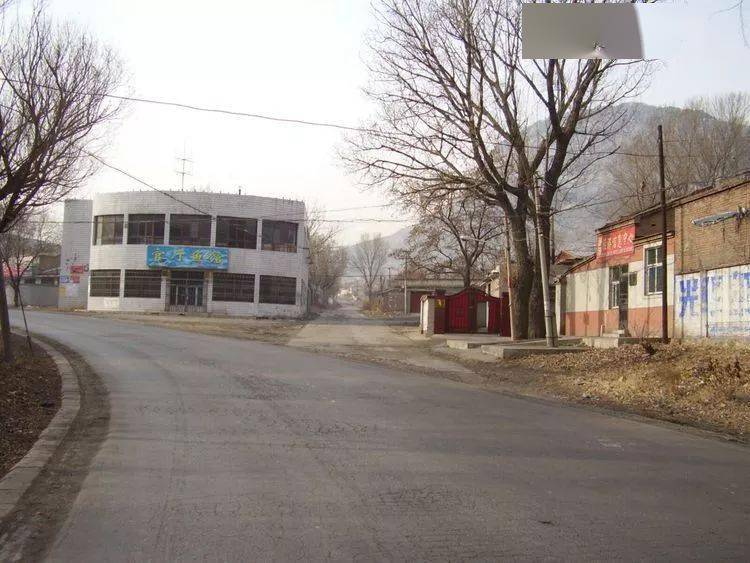 记忆中的下花园煤矿,办公楼,俱乐部,印刷厂,医院,哪张照片击中了你