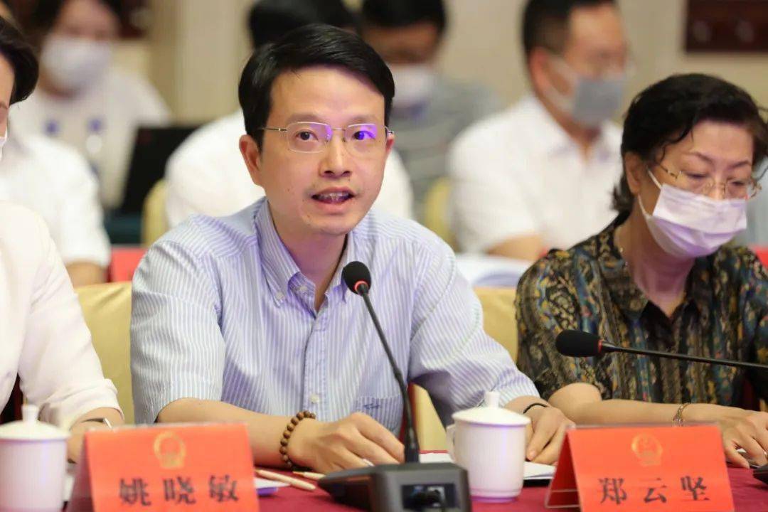 针对郑云坚委员的提问,市城区水系联排联调中心主任张麒蛰表示,我市