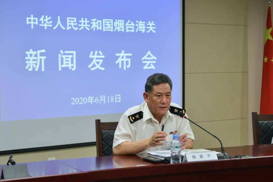 1舆论引导释放海关正能量.2现场宣讲开启政策红利.