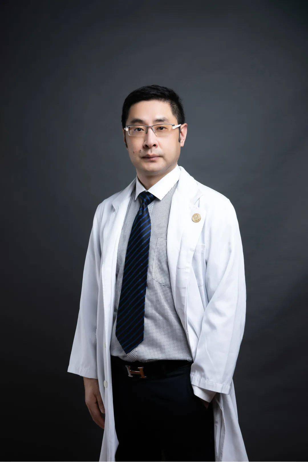 孙勇伟,主任医师,教授,硕士生导师,中华医学会肿瘤学分会胰腺肿瘤学组