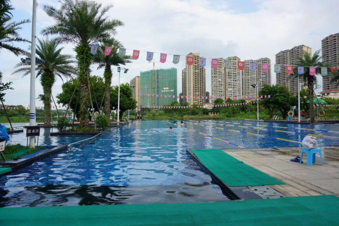 【无需预约】仅19.9元/78元抢购【锦绣山河游泳场】游泳套餐!