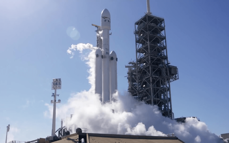 猎鹰重型运载火箭点火测试我国最早在长征三号运载火箭的三级上使用了