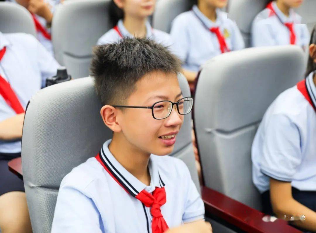 让梦想在感恩中起航塔山中心小学2020届毕业典礼