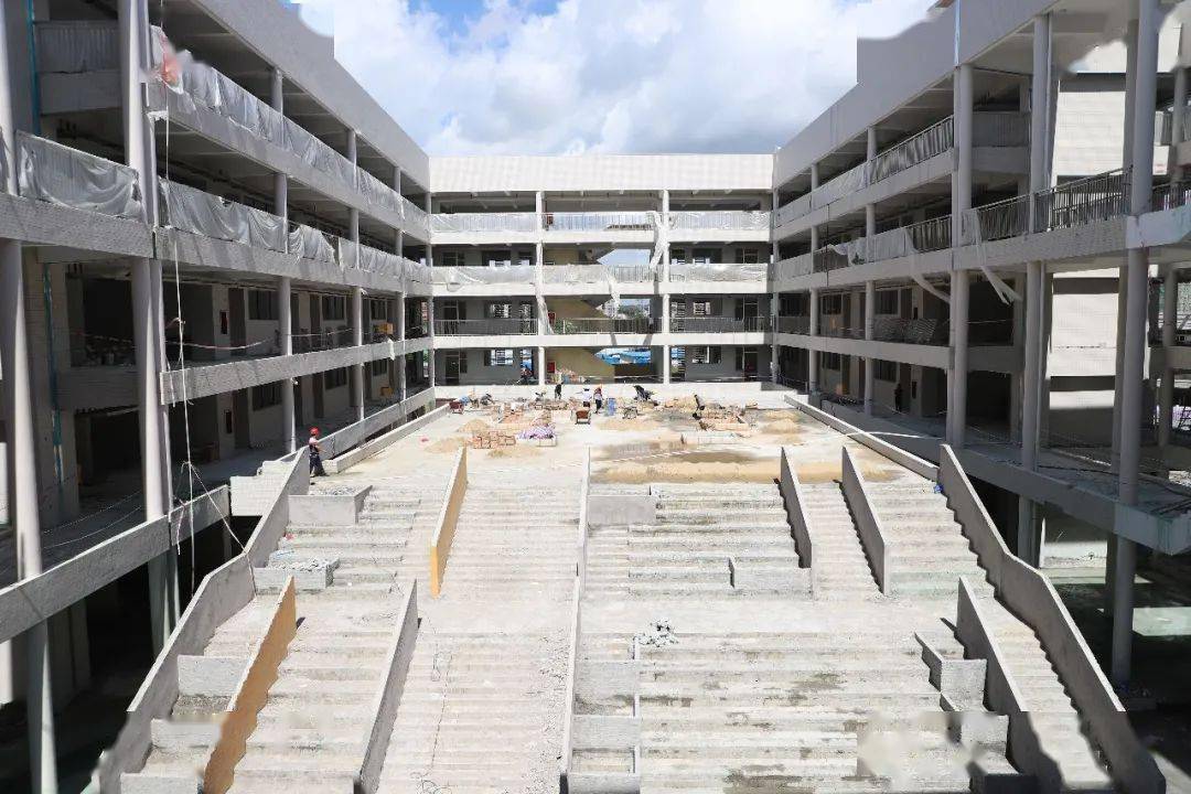 谢岗双攻坚12谢岗镇中心小学曹乐校区预计8月中旬竣工验收