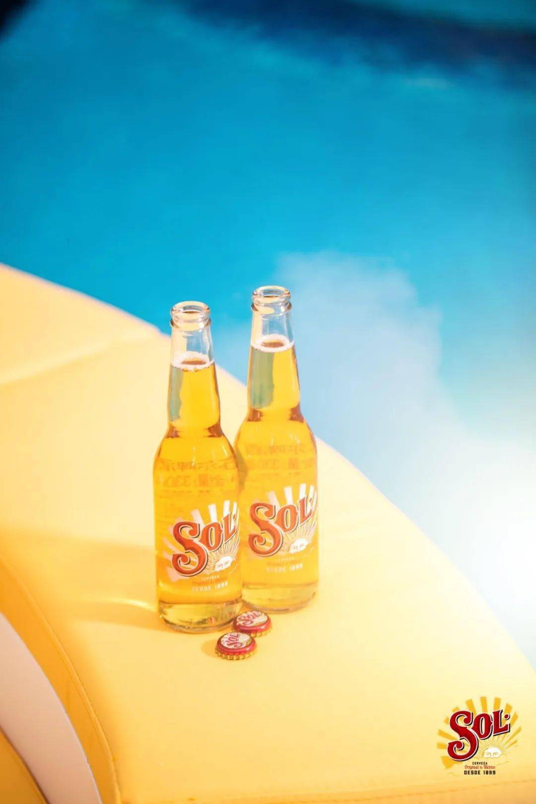 酿造过程中,酿酒师特别精选了耐光照的啤酒花,有效避免"日光臭"的产生