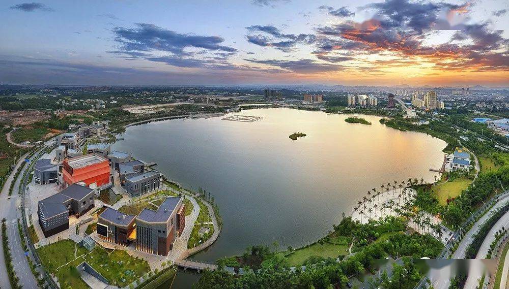 在钦州白石湖与艺术邂逅