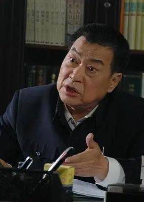 岁月梁致远去领导家送礼临走说了句客气话领导快拿走