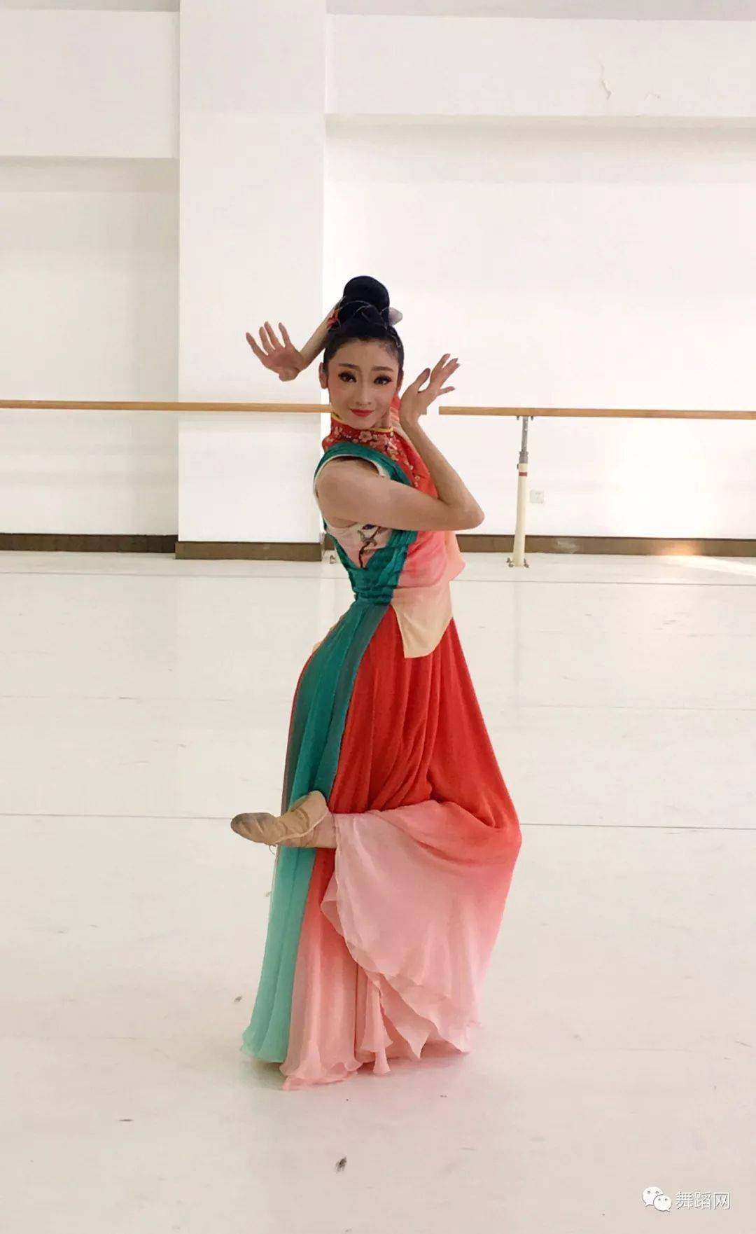 石雪函喜上梅梢世上真有如此惊艳的人这是什么神仙