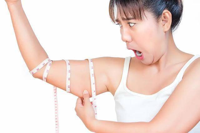 告别拜拜肉,练出天鹅臂!这套实用的手臂塑形计划,你值得拥有