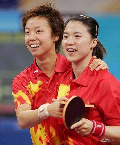 福原爱为何怕张怡宁却与王楠刘诗雯成姐妹王楠一语揭开真相