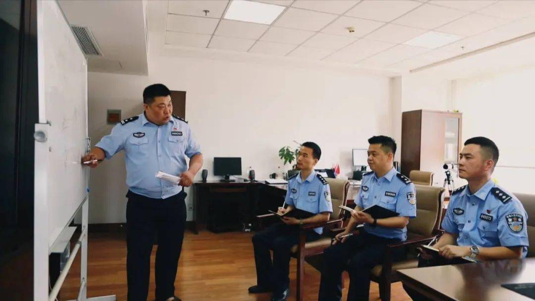 智破ktv涉黄表演案扫黄队长粗中带细