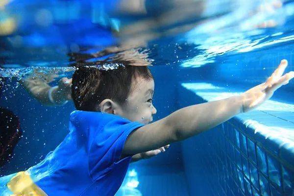 【提醒】暑期来临,溺水悲剧不断,防溺水安全教育,刻不容缓!