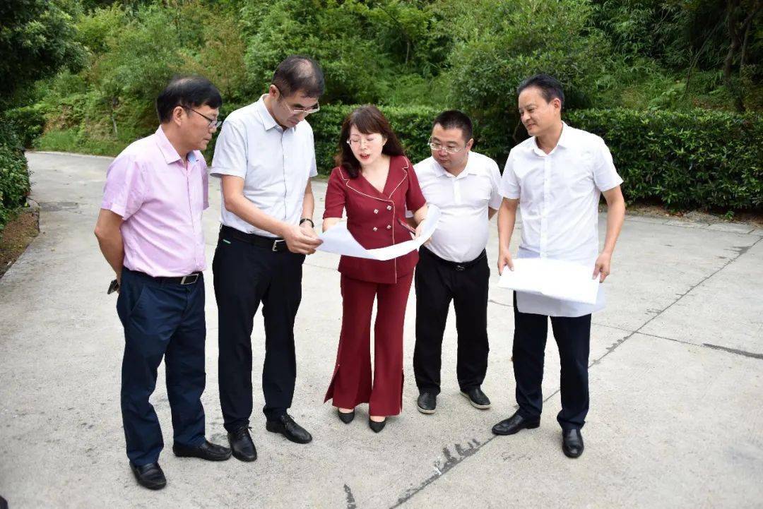 张大方带队赴郴州开展课题调研