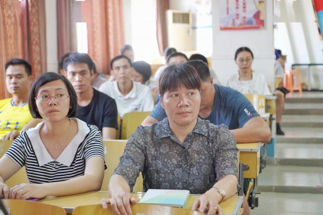 罗定中学校友捐赠270万元献礼母校110周年华诞