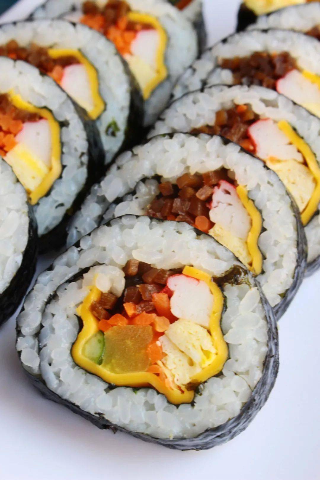 藏在步行街里韩国人都喜欢的紫菜包饭味道超级正宗