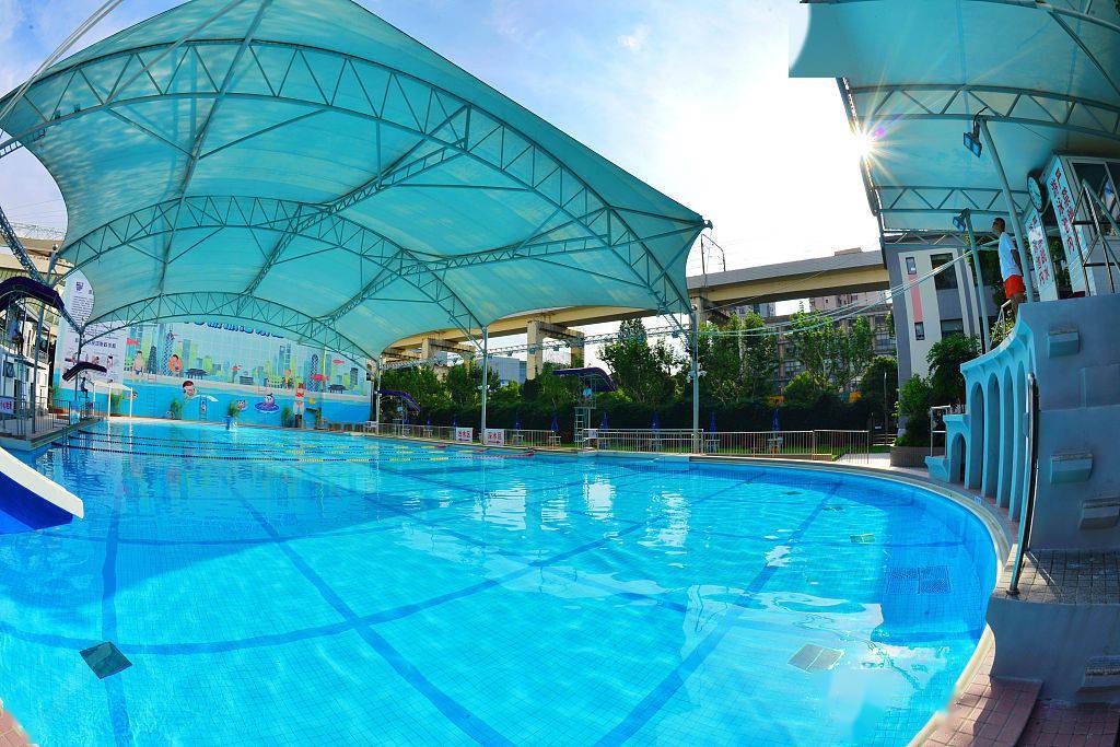 一系列的修缮改造,上海最古老的游泳池——虹口游泳池重新对外开放