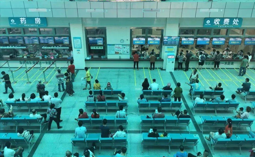 平南县人民医院排队不用愁叫号系统正式上线了