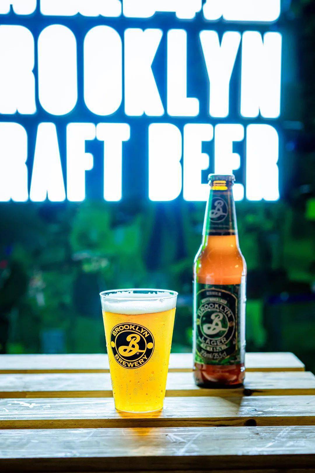 craft beer /· 精酿啤酒 ·把啤酒,brooklyn音乐,涂鸦彩绘…相结合