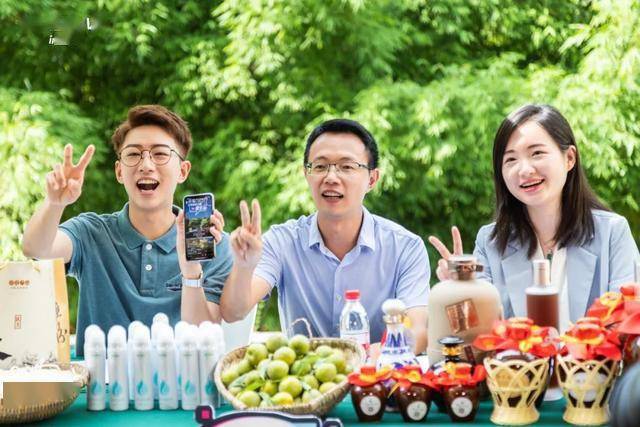 云游渝北live直播走进统景挖掘乡村旅游新玩法