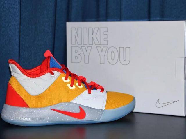 秀鞋丨当麦当劳利拉德6相结合