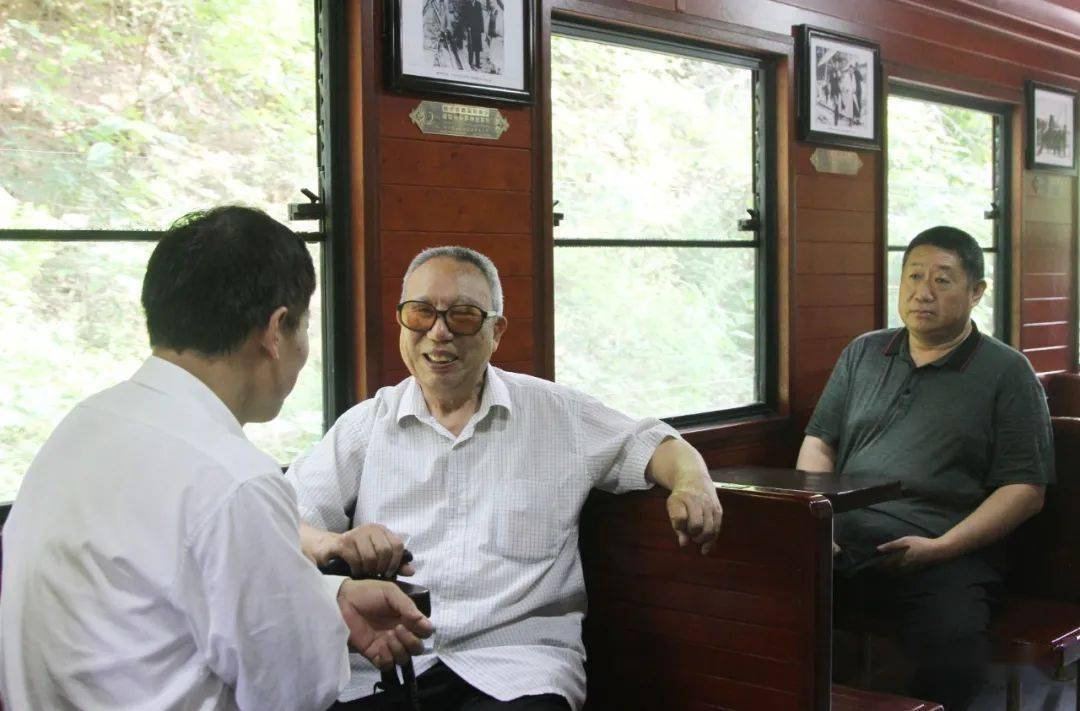 原省人大常委会副主任亢崇仁一行调研湖滨区黄河流域生态保护和高质量