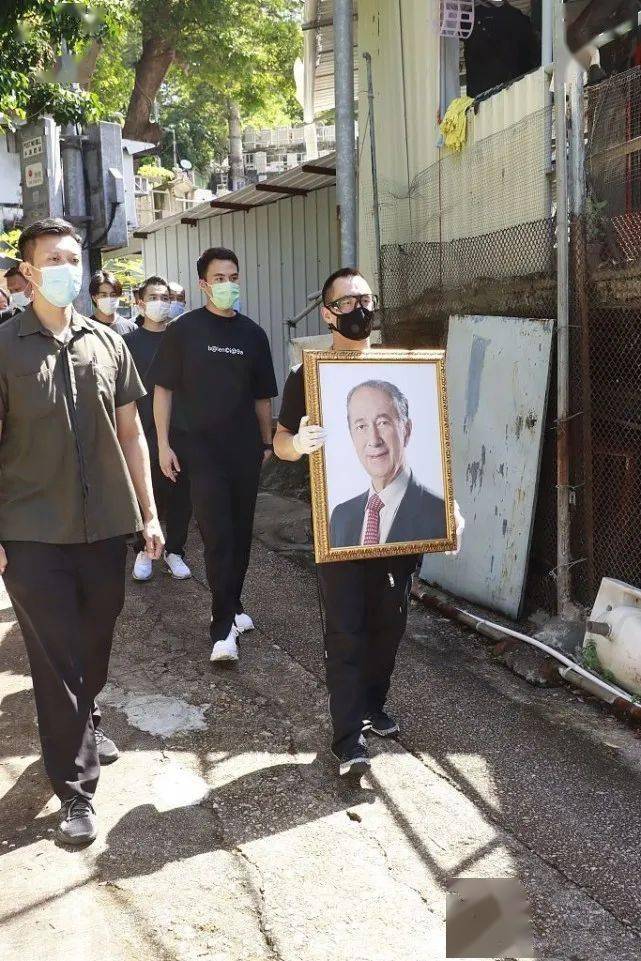2020年7月17日,香港,赌王何鸿燊遗体移送到东华义庄,至明年再择吉日