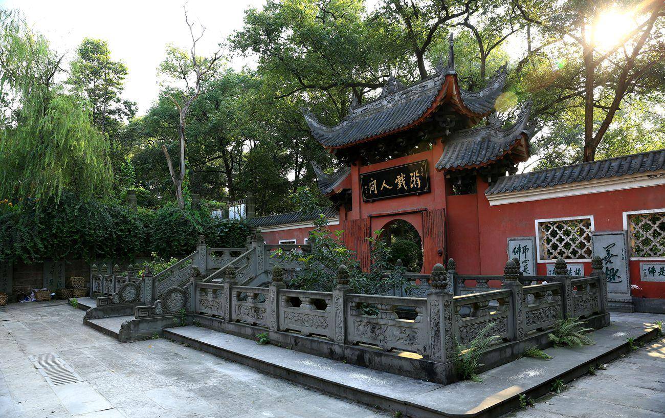 原创免费开放的重庆寺庙,本地人常爱来此祈福,修建时间却始终成谜